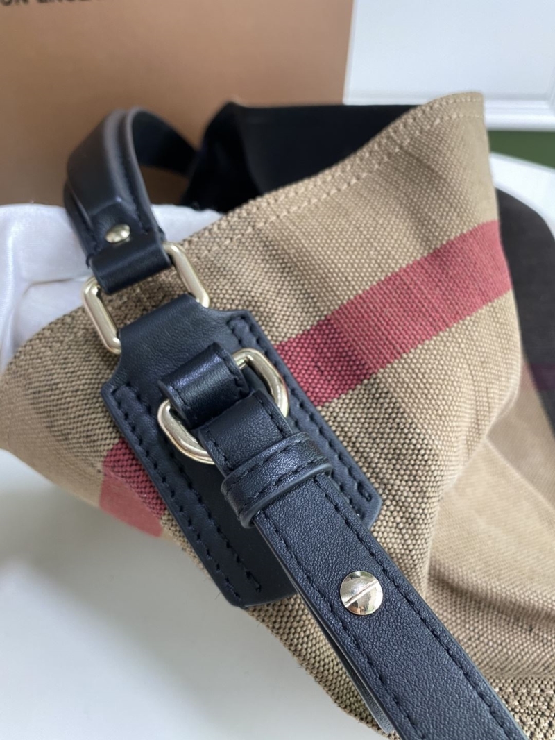 Bv*b*rry hobo bags